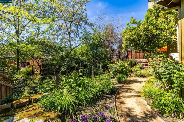$879,000 | 408 Fraga Court, Martinez, CA 94553