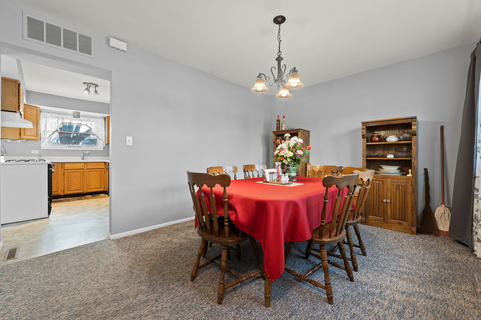 18449 Rae Lane Gurnee, IL 60031 - Photo 7 of 23