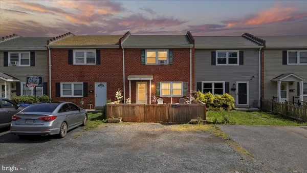 $310,000 | 132 Scott Street, Front Royal, VA 22630