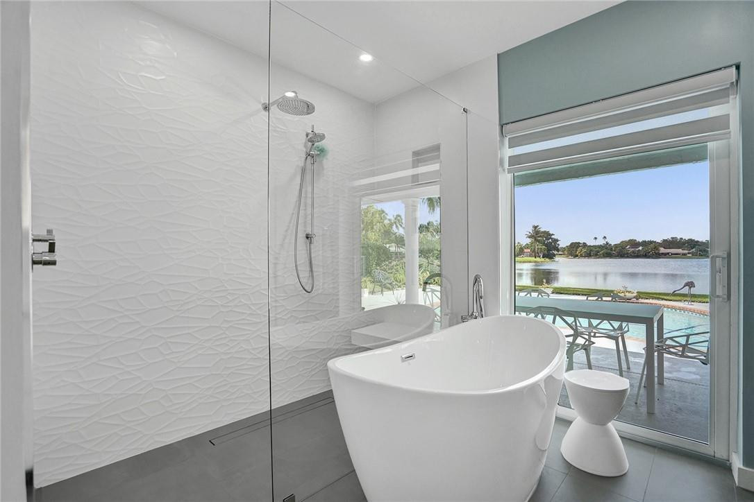 3404 Bridge Road Cooper City, FL 33026 - Photo 46 of 88 a view of a bathtub in a room