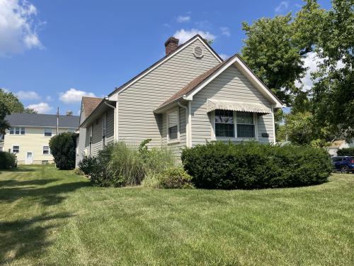 1901 Shroyer Road Oakwood, OH 45419 - Photo 3 of 22