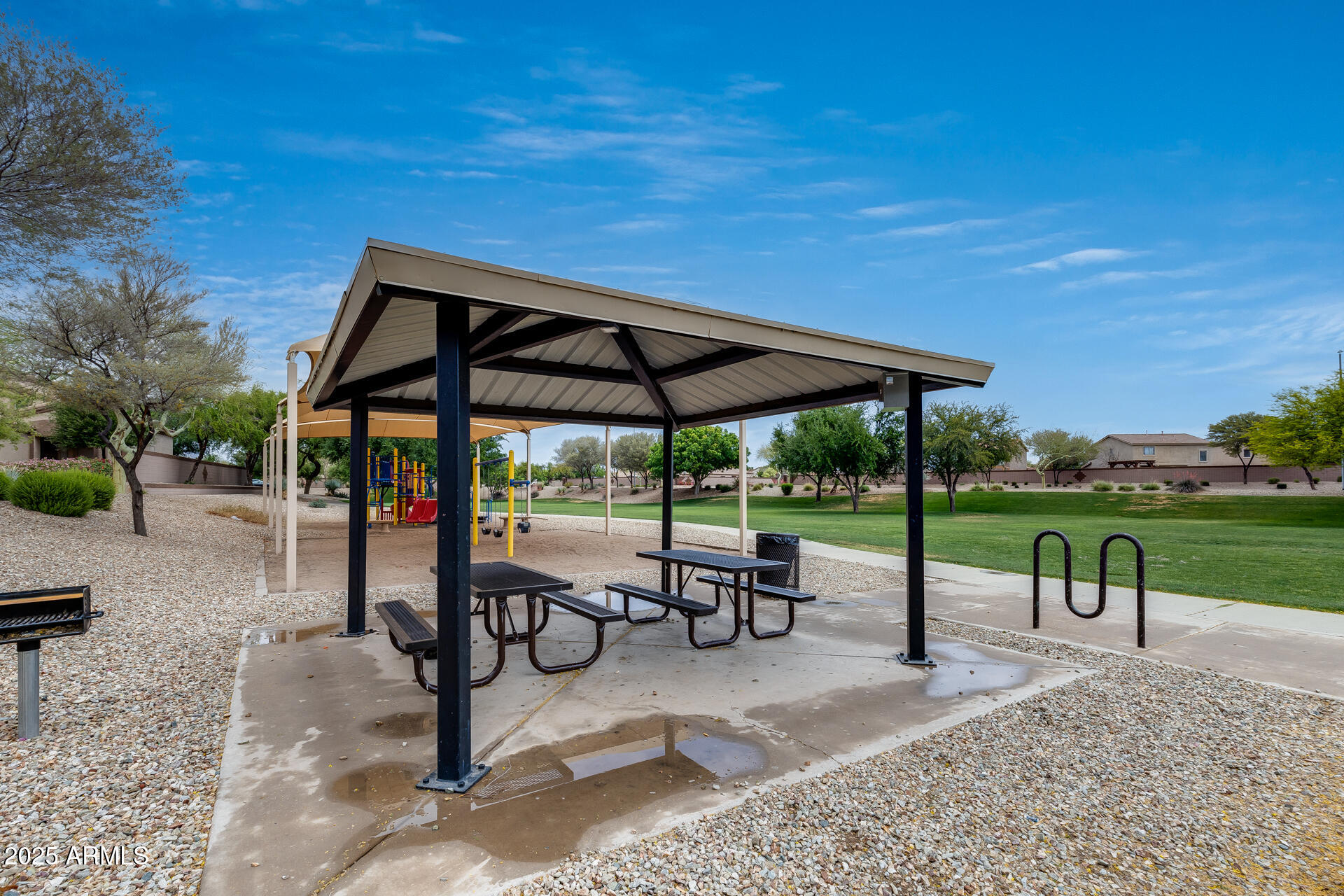 16103 West Redfield Road Surprise, AZ 85379 - Photo 24 of 27