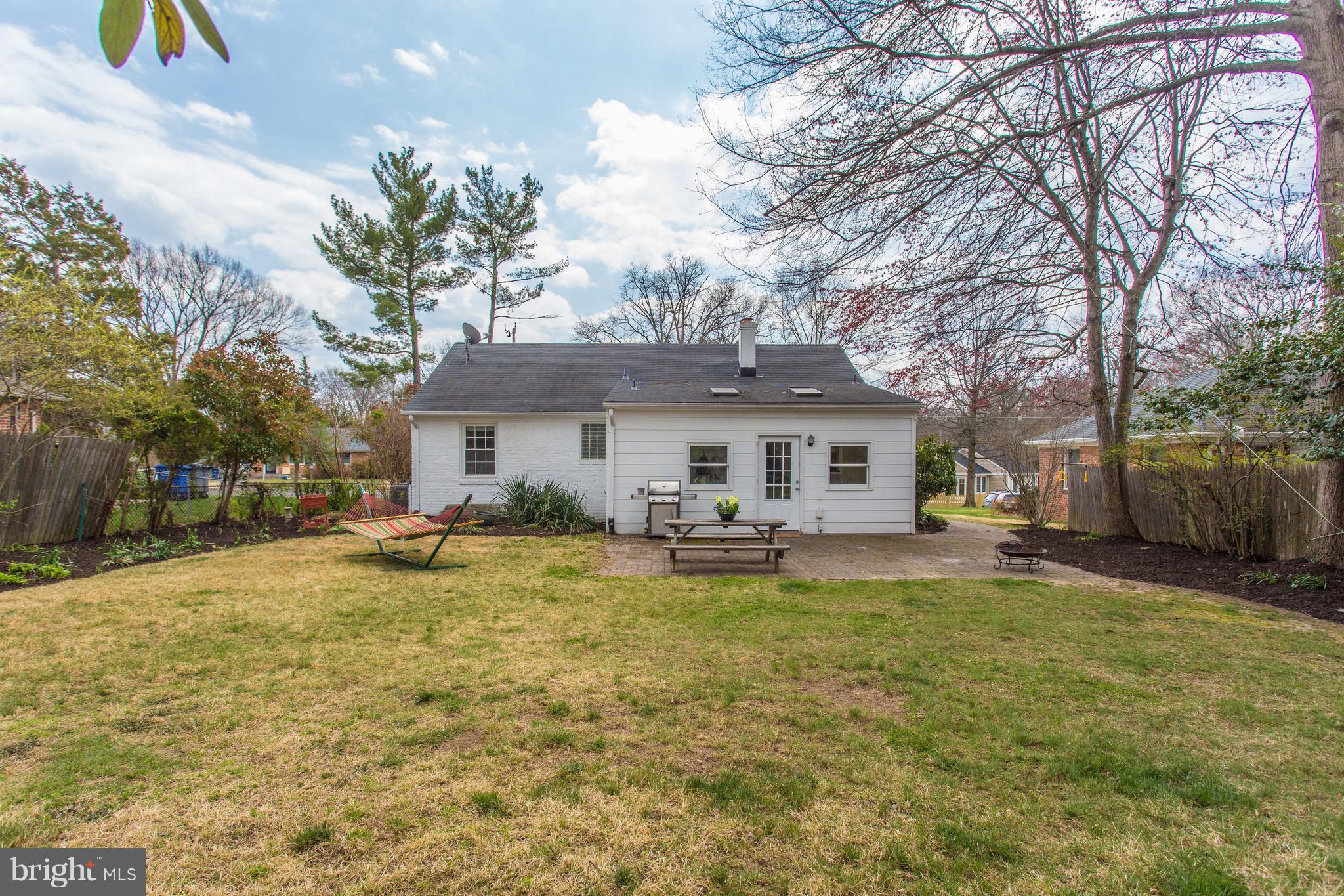1704 Jamestown Road Alexandria, VA 22308 - Photo 23 of 29 Exterior (Rear)
