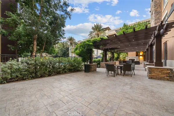 $4,900 | 24505 Town Center Drive, Unit 7307, Valencia, CA 91355