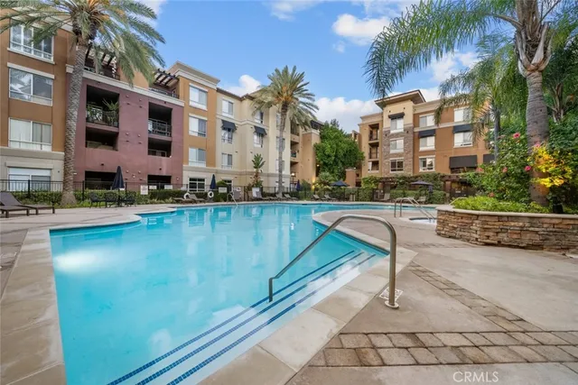 $4,900 | 24505 Town Center Drive, Unit 7307, Valencia, CA 91355