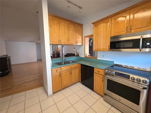 $300,000 | 4783 Palermo Court Northeast, St. Petersburg, FL 33703