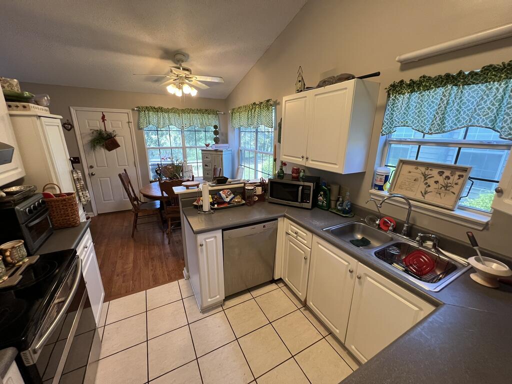 49 Tall Timbers Road Thomasville, GA 31757 - Photo 12 of 20 Gallery Image 12