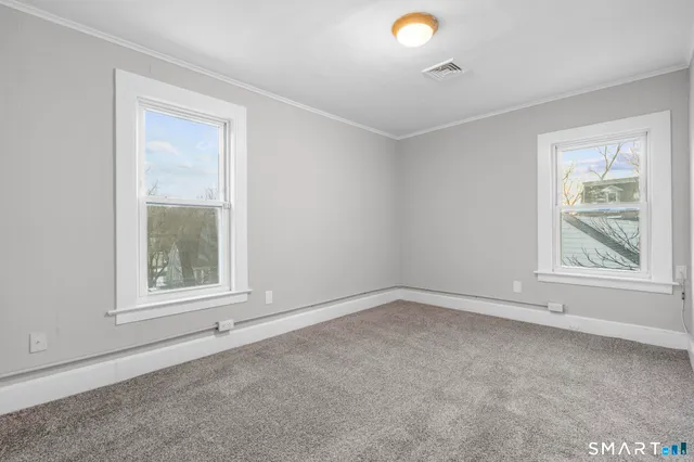 $1,600 | 19 Woodbridge Avenue, Ansonia, CT 06401