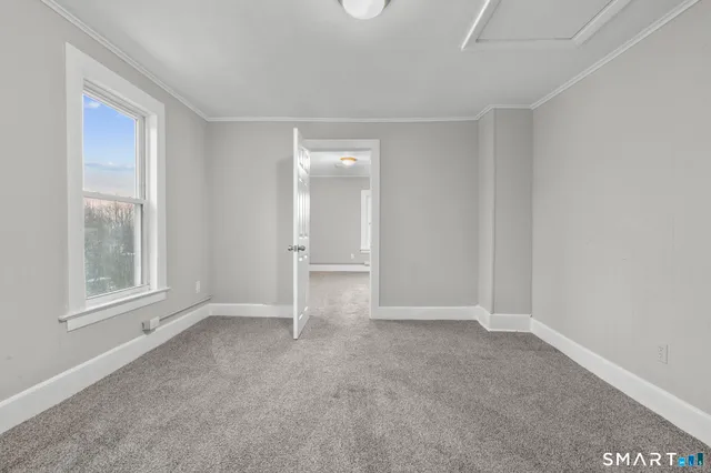 $1,600 | 19 Woodbridge Avenue, Ansonia, CT 06401