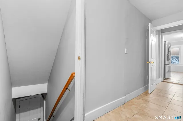 $1,600 | 19 Woodbridge Avenue, Ansonia, CT 06401