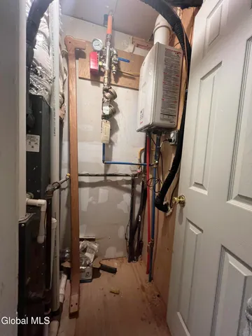 $999,999 | 474-484 4th Street, Troy, NY 12180