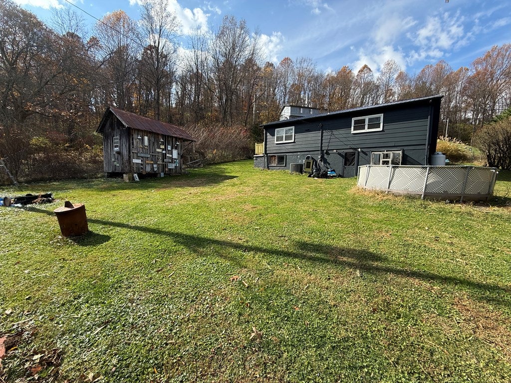 184 Varney Street Cedar Bluff, VA 24609 - Photo 3 of 30 Gallery Image 3