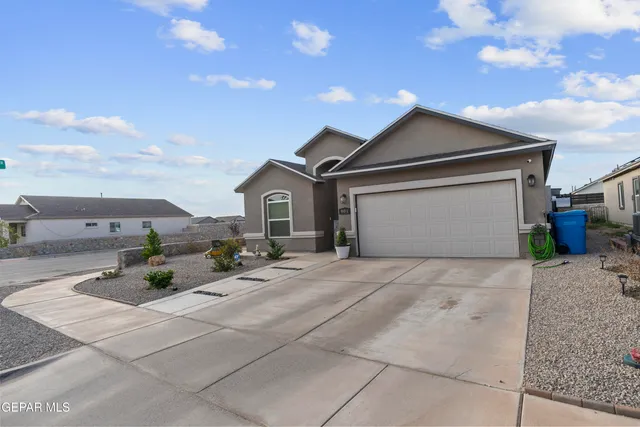 $269,900 | 801 Plains Blackfoot Drive, El Paso, TX 79927