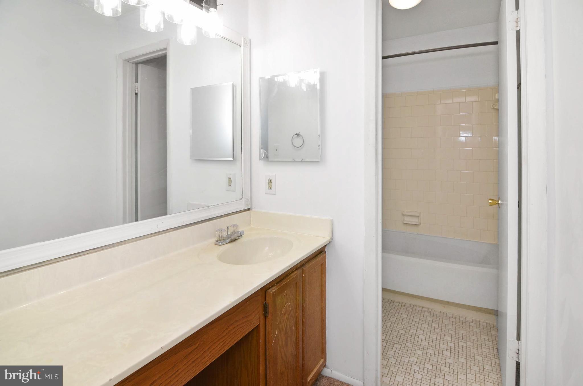 8607 Heathermill Road Nottingham, MD 21236 - Photo 16 of 27 Gallery Image 16