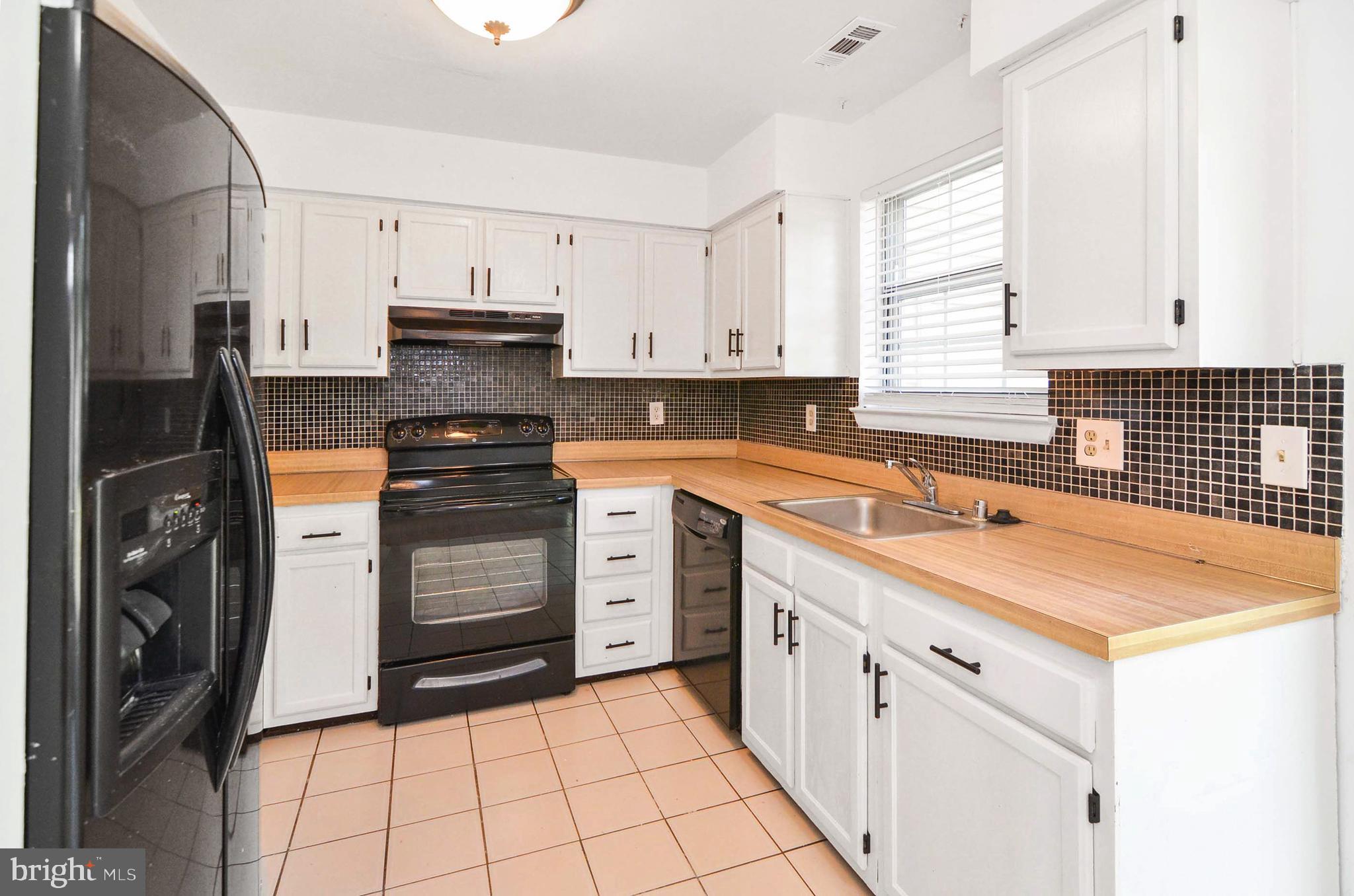 8607 Heathermill Road Nottingham, MD 21236 - Photo 8 of 27 Gallery Image 8