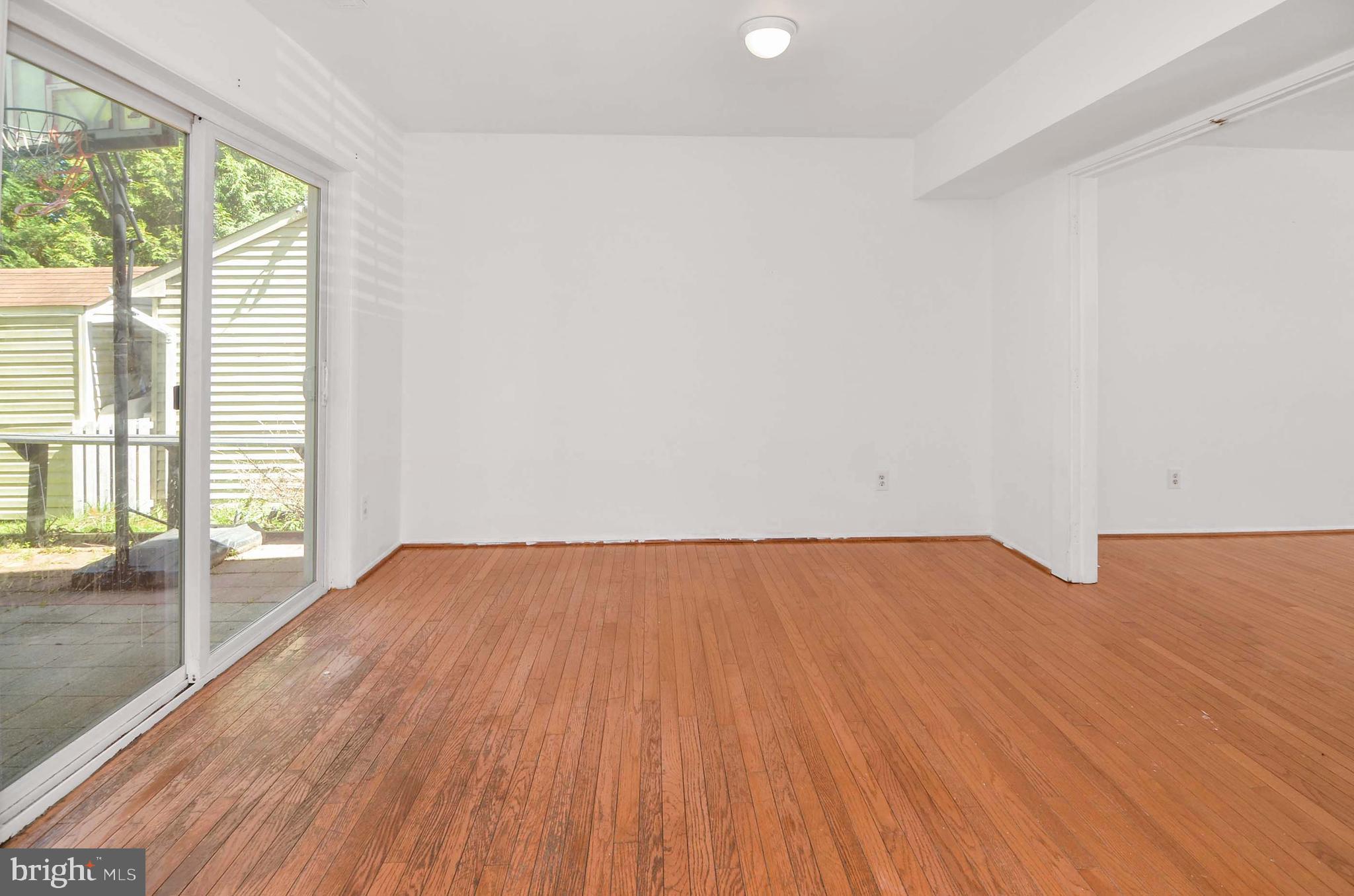 8607 Heathermill Road Nottingham, MD 21236 - Photo 10 of 27 Gallery Image 10