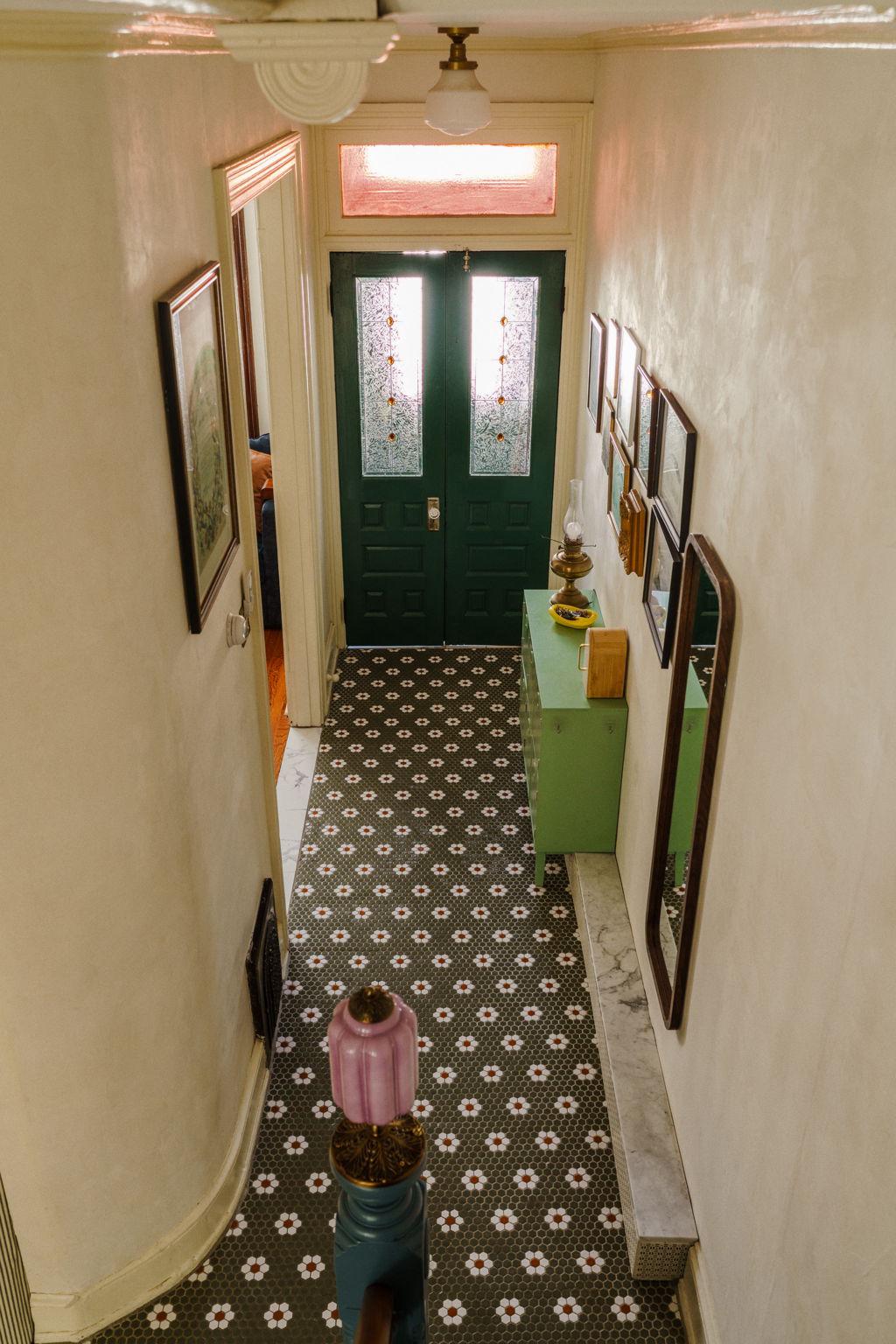 1810 Morris Street Philadelphia, PA 19145 - Photo 4 of 8 Charming entryway with vintage flair.