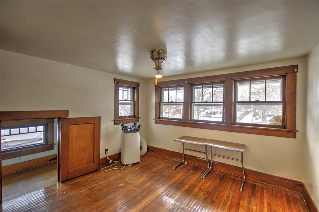1625 North Summit Avenue Decatur, IL 62526 - Photo 17 of 27 Gallery Image 17
