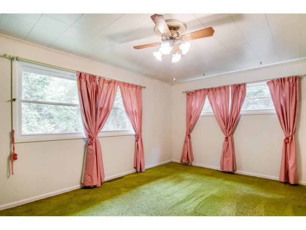 1364 Old Coach Road Graham, NC 27253 - Photo 16 of 24 Gallery Image 16