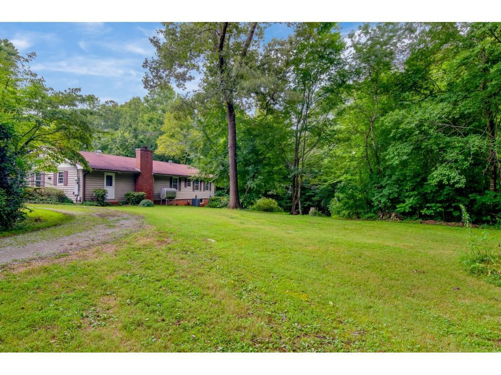 1364 Old Coach Road Graham, NC 27253 - Photo 24 of 24 Gallery Image 24