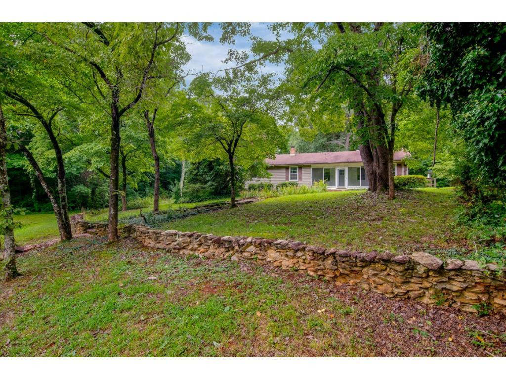 1364 Old Coach Road Graham, NC 27253 - Photo 7 of 24 Gallery Image 7