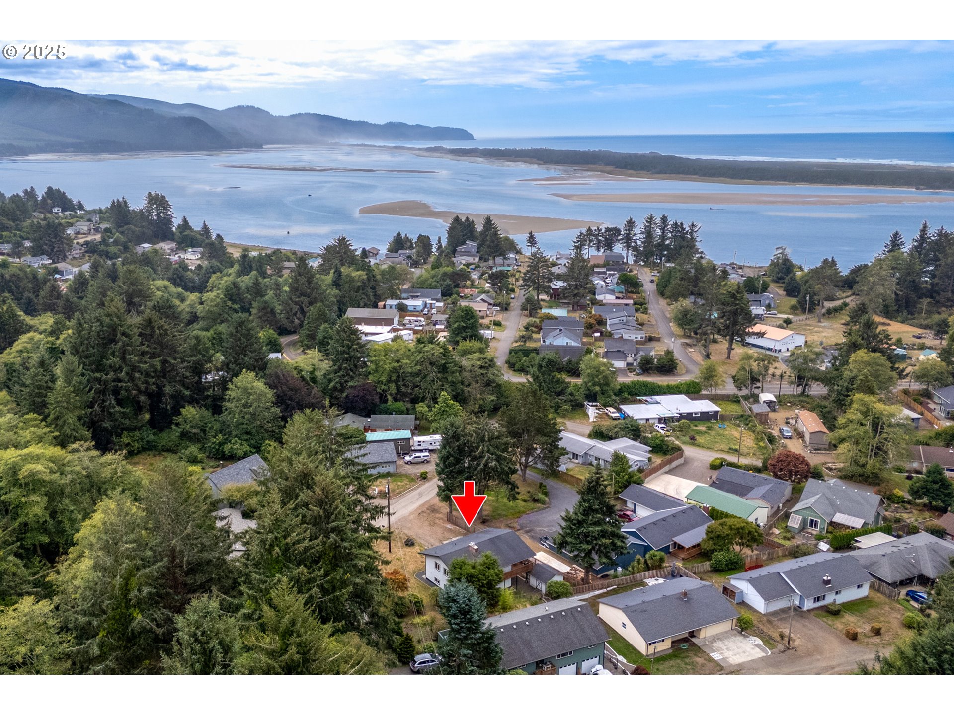 1960 Alder Cove Road West Netarts, OR 97141 - Photo 39 of 41 a view of city and mountain