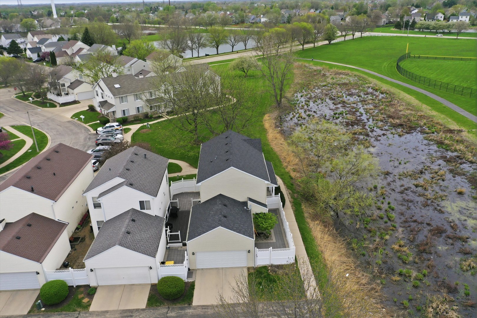 39 Freesia Drive Romeoville, IL 60446 - Photo 4 of 51 Gallery Image 4