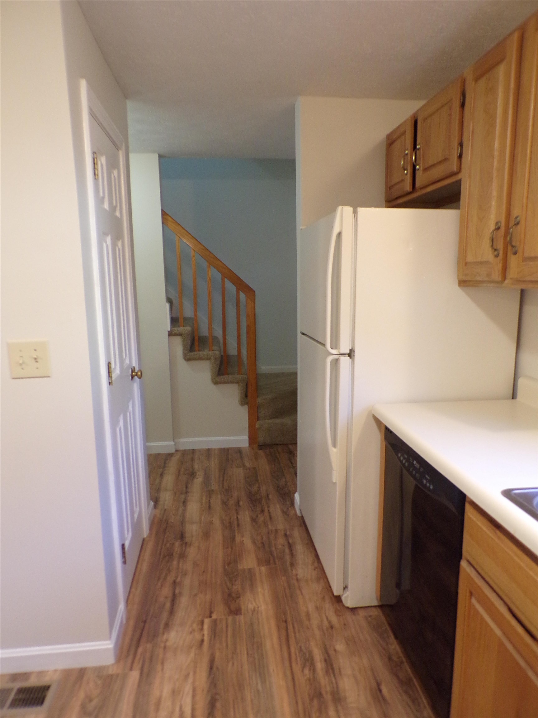 128 Weston Road Manchester, NH 03103 - Photo 12 of 21