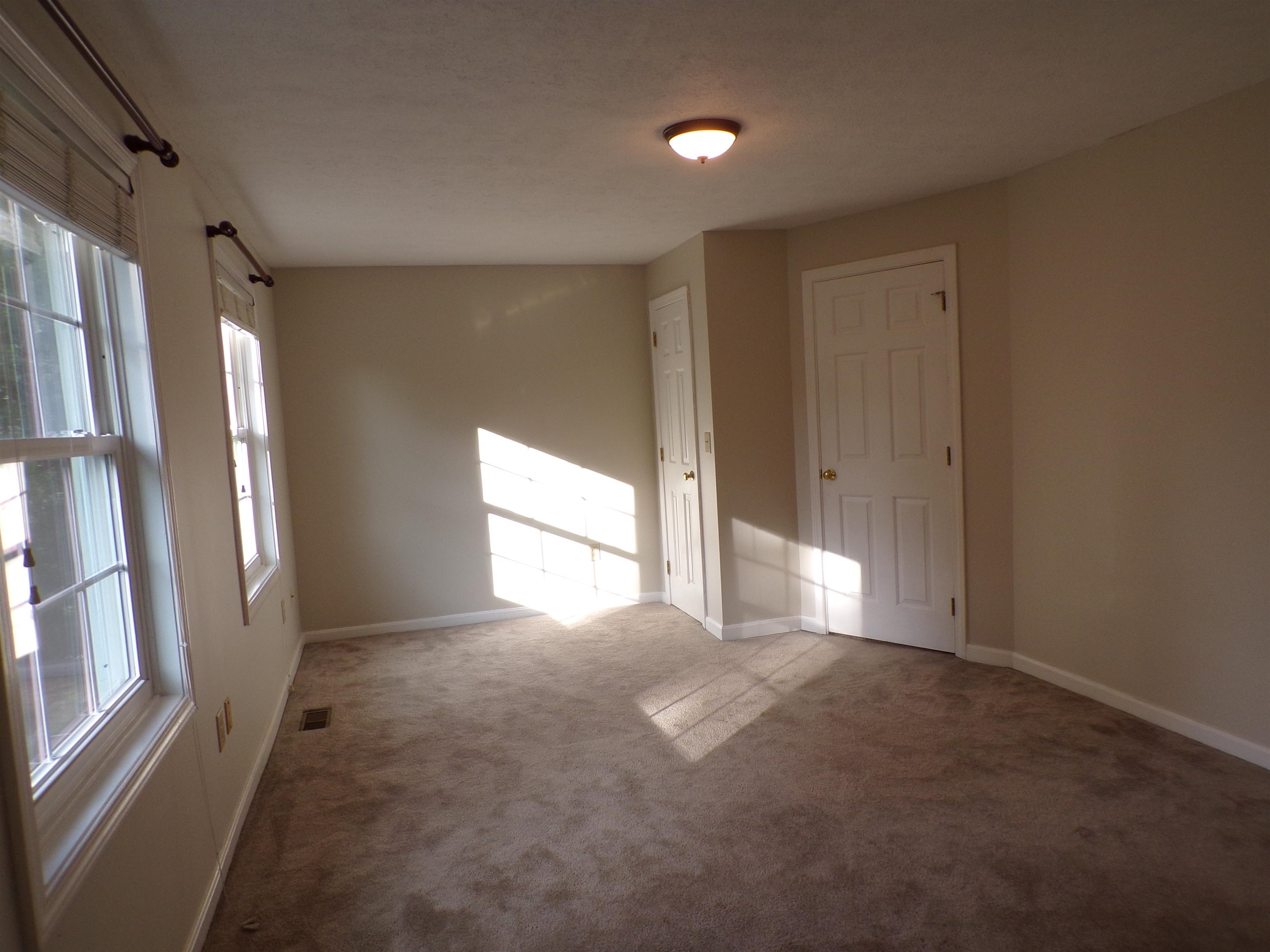 128 Weston Road Manchester, NH 03103 - Photo 16 of 21