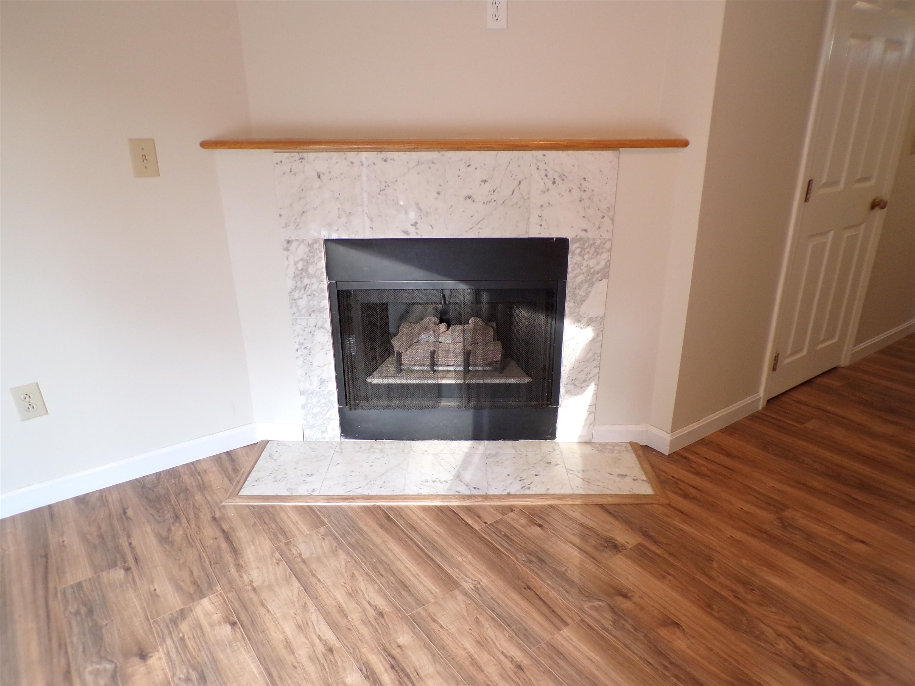 128 Weston Road Manchester, NH 03103 - Photo 4 of 21