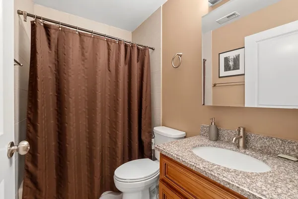 $374,900 | 1234 West Bryn Mawr Avenue, Unit G, Chicago, IL 60660