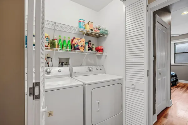 $374,900 | 1234 West Bryn Mawr Avenue, Unit G, Chicago, IL 60660
