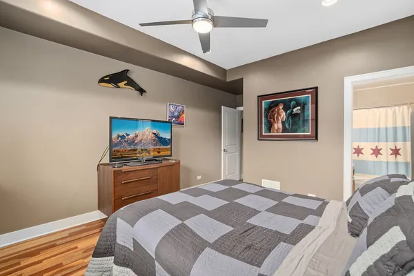 $374,900 | 1234 West Bryn Mawr Avenue, Unit G, Chicago, IL 60660