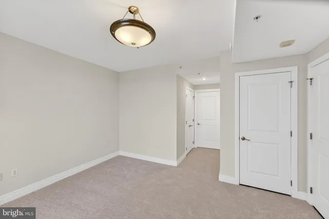 $665,000 | 8220 Crestwood Heights Drive, Unit 1410, McLean, VA 22102