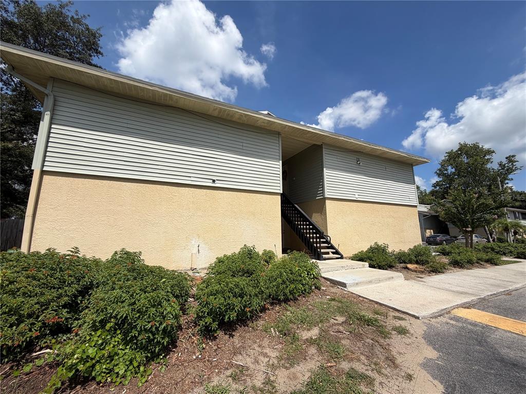 502 Golden Raintree Place Brandon, FL 33510 - Photo 1 of 22 Gallery Image 1