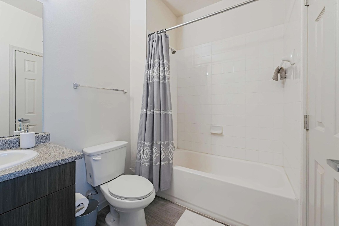 5605 Springdale Road, Unit 111211 Austin, TX 78723 - Photo 13 of 35 Up to 8 weeks free rent and waiving the standard deposit with approved credit and landlord verification.