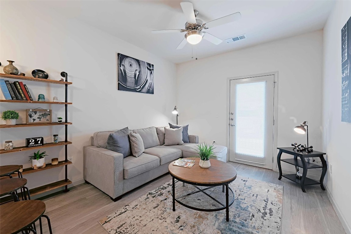 5605 Springdale Road, Unit 111211 Austin, TX 78723 - Photo 21 of 35 Up to 8 weeks free rent and waiving the standard deposit with approved credit and landlord verification.