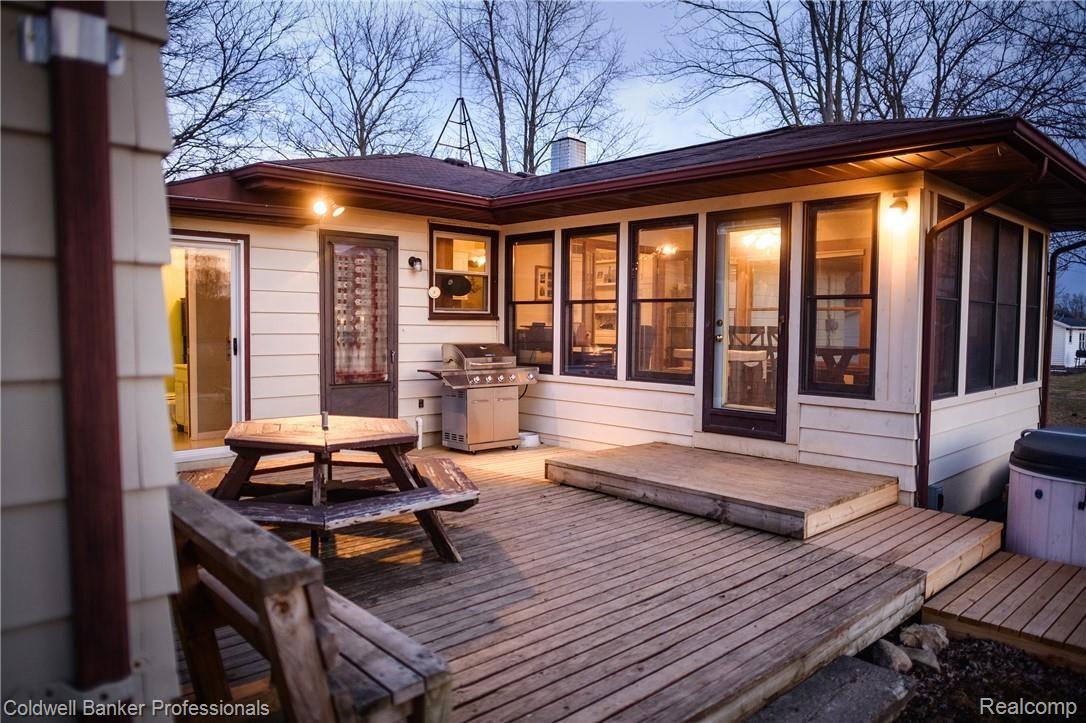 8660 South Meridian Road Laingsburg, MI 48848 - Photo 2 of 40 Tim-Maggie-Listing28-res.jpg