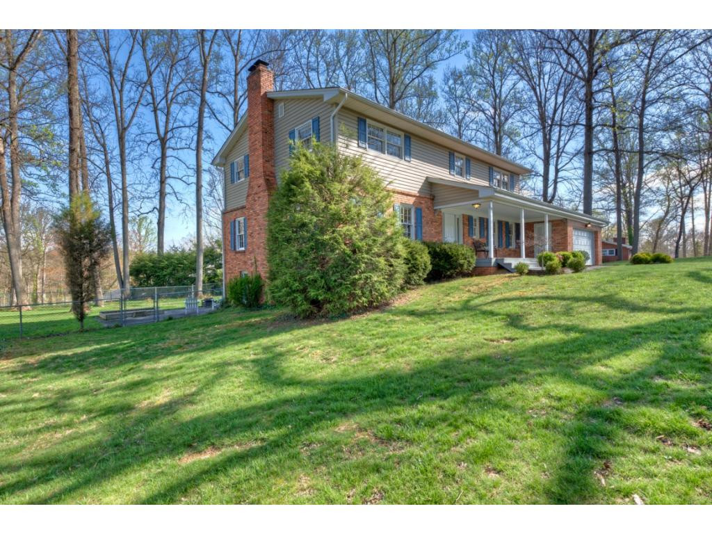 301 Robin Road Bristol, TN 37620 - Photo 30 of 36 Photo 30