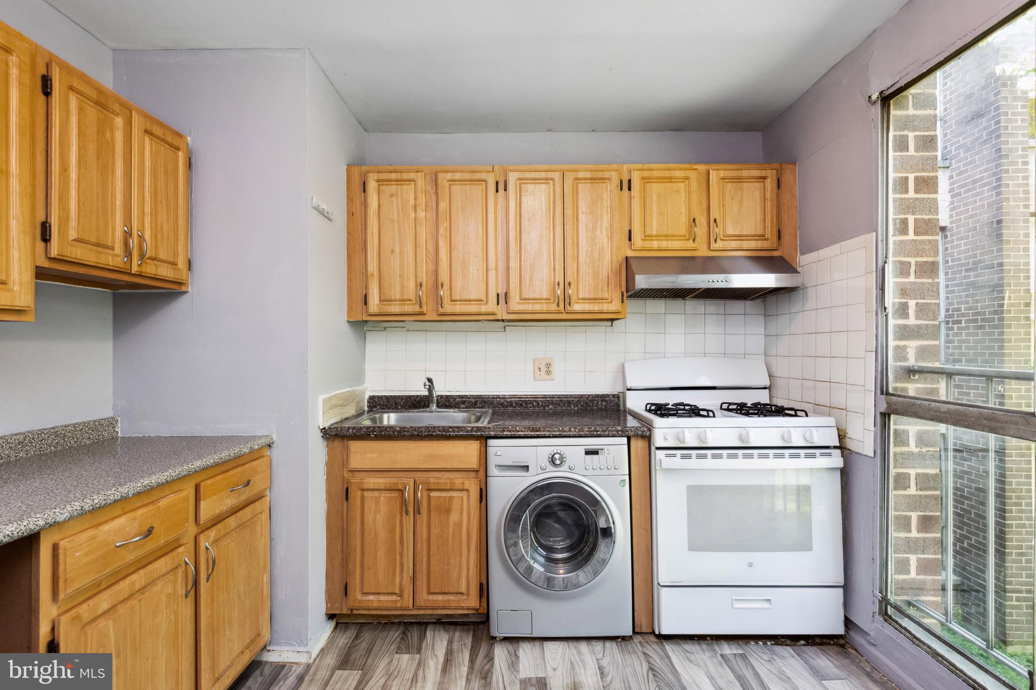 7979 Riggs Road, Unit 5 Hyattsville, MD 20783 - Photo 15 of 30 kitchen
