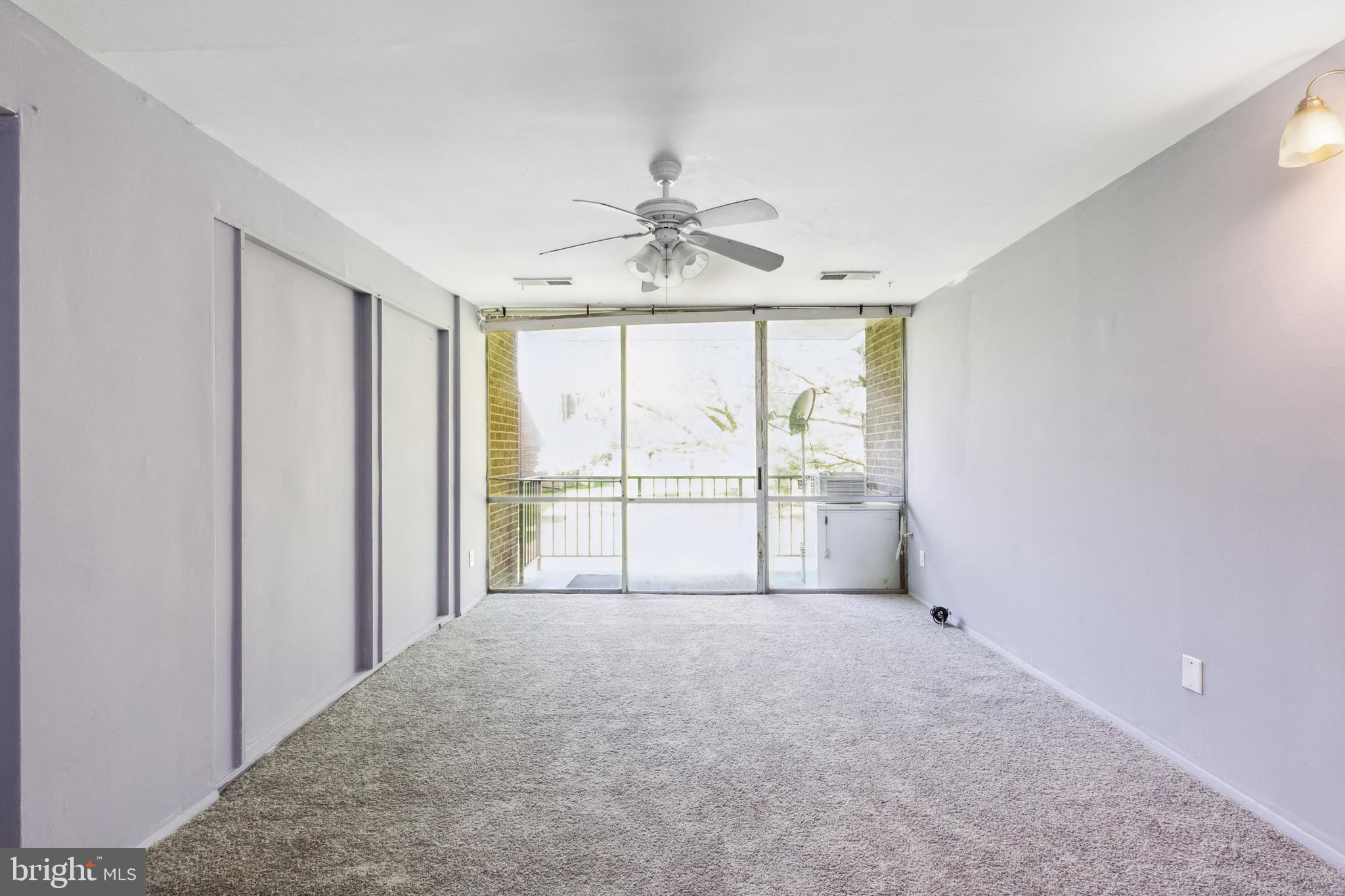 7979 Riggs Road, Unit 5 Hyattsville, MD 20783 - Photo 3 of 30 Living Room