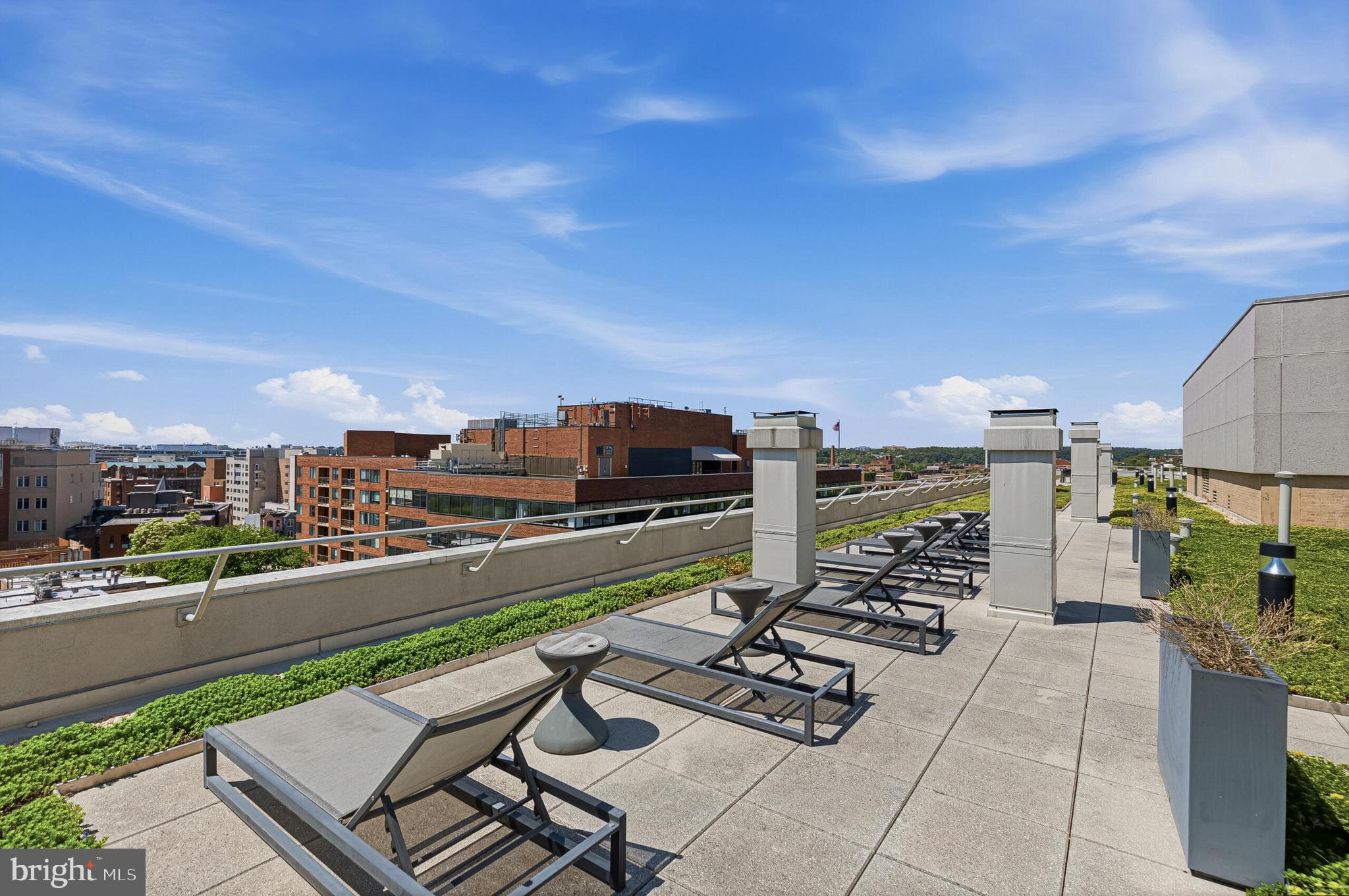 2501 M Street Northwest, Unit 722 Washington, DC 20037 - Photo 21 of 26 Roof Top Lounge