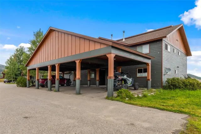 $444,000 | 127 Oak Ridge Circle, Unit 104, Oak Creek, CO 80467