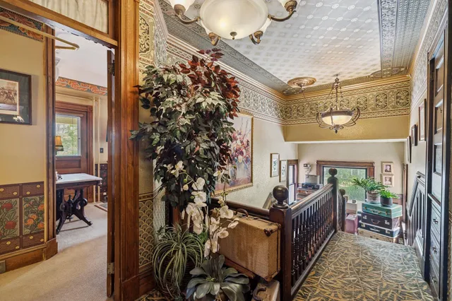 $2,599,000 | 41 Pleasant Street, Woodstock, VT 05091