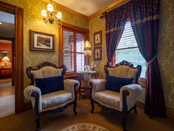 $2,599,000 | 41 Pleasant Street, Woodstock, VT 05091