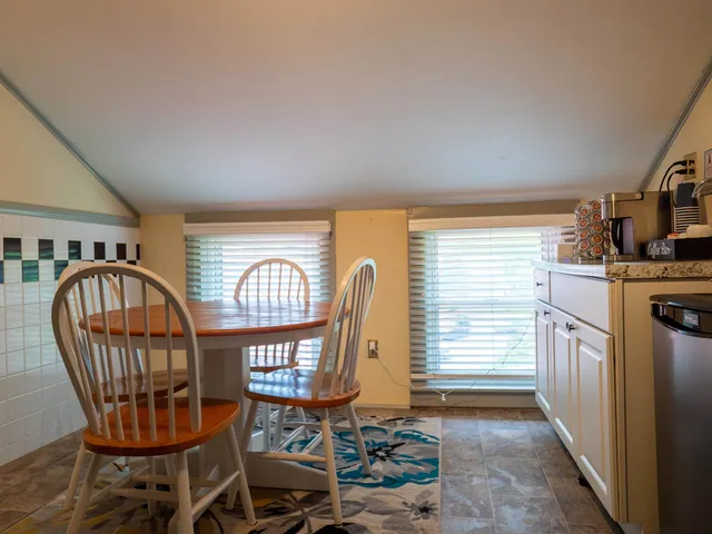 $2,599,000 | 41 Pleasant Street, Woodstock, VT 05091