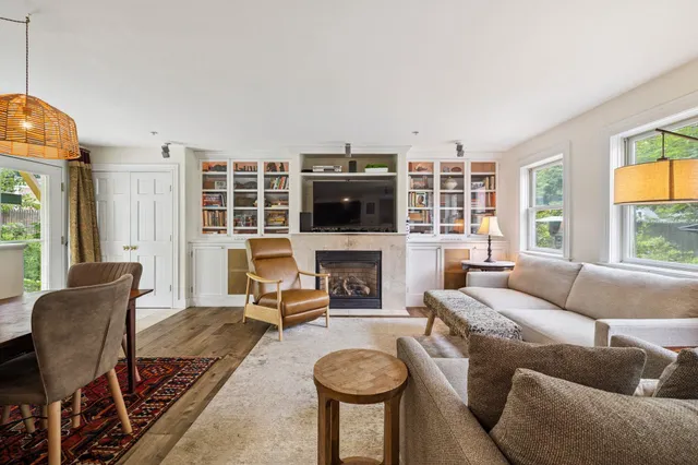 $2,599,000 | 41 Pleasant Street, Woodstock, VT 05091