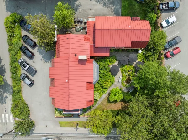 $2,599,000 | 41 Pleasant Street, Woodstock, VT 05091