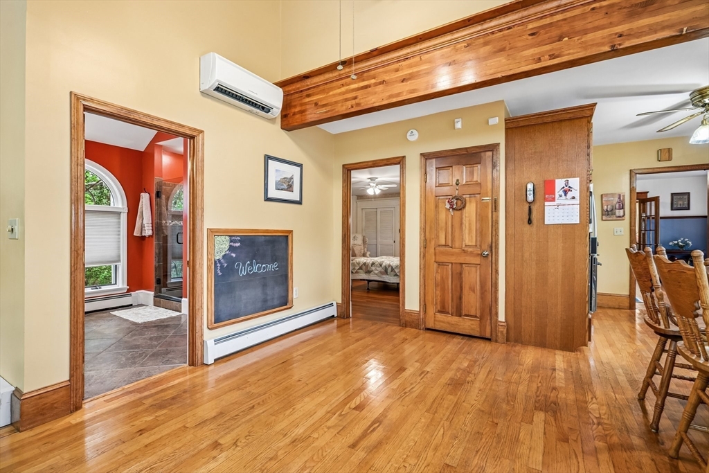 615 Mammoth Road Dracut, MA 01826 - Photo 14 of 41