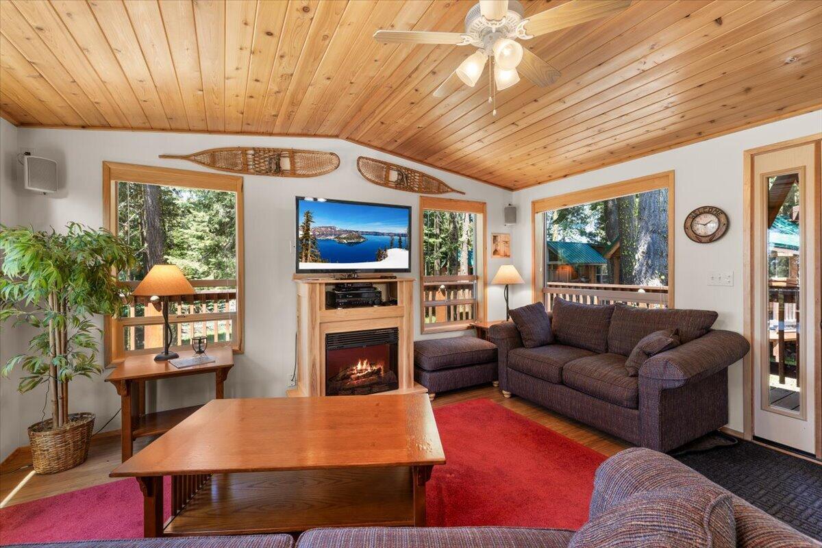 7979 Hyatt Prairie Road, Unit 42 Ashland, OR 97520 - Photo 11 of 43 Gallery Image 11